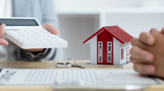 quel-algorithme-se-cache-derriere-un-simulateur-de-credit-immobilier-et-quelle-est-la-part-humaine